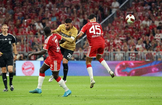 28.08.26 FC Bayern München - VfB Stuttgart Deutschland, München, 28.08.2026, Fussball, Bundesliga, Saison 2026 2027, FC Bayern München - VfB Stuttgart: v.l. Dayot Upamecano (FC Bayern München), Deniz Undav (VfB Stuttgart), Aleksandar Pavlovic (FC Bayern München). *** August 28, 2026 FC Bayern Munich vs. VfB Stuttgart Germany, Munich, August 28, 2026, Soccer, Bundesliga, 2026–2027 Season, FC Bayern Munich vs. VfB Stuttgart: Dayot Upamecano (FC Bayern Munich), Deniz Undav (VfB Stuttgart), Aleksandar Pavlovic (FC Bayern Munich)
