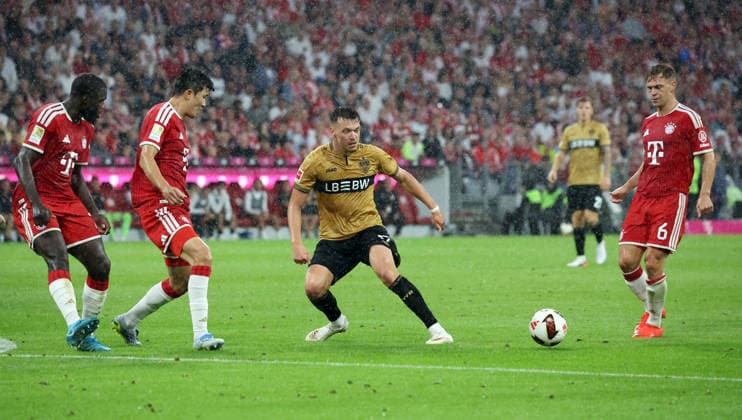 28.08.26 FC Bayern München - VfB Stuttgart Deutschland, München, 28.08.2026, Fussball, Bundesliga, Saison 2026 2027, FC Bayern München - VfB Stuttgart: Dzenan Pejcinovic (VfB Stuttgart). *** August 28, 2026 FC Bayern Munich vs. VfB Stuttgart Germany, Munich, August 28, 2026, Soccer, Bundesliga, 2026–2027 Season, FC Bayern Munich vs. VfB Stuttgart, Dzenan Pejcinovic, VfB Stuttgart