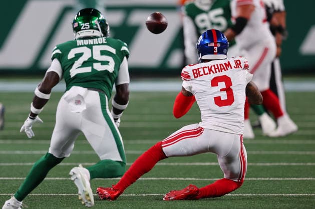 EAST RUTHERFORD, NJ - AUGUST 28: Odell Beckham Jr. 3 of the New York Giants makes a catch during the NFL, American Football Herren, USA Pre-season game against the New York Jets on August 28, 2026 at MetLife Stadium in East Rutherford, New Jersey. (Photo by Rich Graessle Icon Sportswire) NFL: AUG 28 Giants at Jets EDITORIAL USE ONLY Icon26082831177