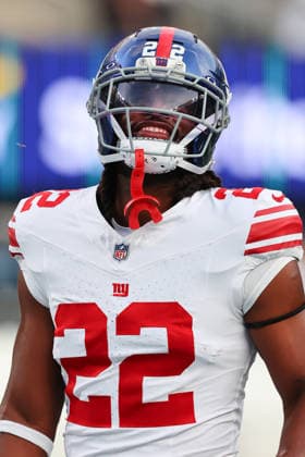 EAST RUTHERFORD, NJ - AUGUST 28: Najee Harris 22 of the New York Giants prior to the NFL, American Football Herren, USA Pre-season game against the New York Jets on August 28, 2026 at MetLife Stadium in East Rutherford, New Jersey. (Photo by Rich Graessle Icon Sportswire) NFL: AUG 28 Giants at Jets EDITORIAL USE ONLY Icon26082831206