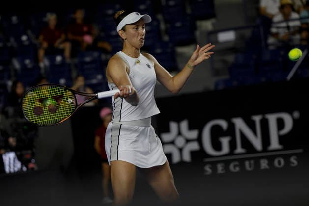 August 28, 2026, Monterrey, Nuevo Leon, Mexico: Elise Mertens (BEL) in action against Nikola Bartunkova (CZE) during the semifinals of the GNP Seguros WTA, Tennis Damen 500 Open at Club Sonoma in Monterrey, Nuevo Leon. Tenis 2026: Semifinal WTA 500 Monterrey: Bartunkova Vs Mertens  - ZUMAo125 20260828_zip_o125_022 Copyright: xAntonioxOjedax