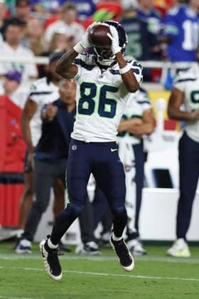 KANSAS CITY, MO - AUGUST 28: Ricky White III 86 of the Seattle Seahawks makes a catch in the third quarter of an NFL, American Football Herren, USA preseason game between the Seattle Seahawks and Kansas City Chiefs on Aug 28, 2026 at Arrowhead Stadium in Kansas City, MO. (Photo by Scott Winters Icon Sportswire) NFL: AUG 28 Seahawks at Chiefs EDITORIAL USE ONLY Icon2608281623