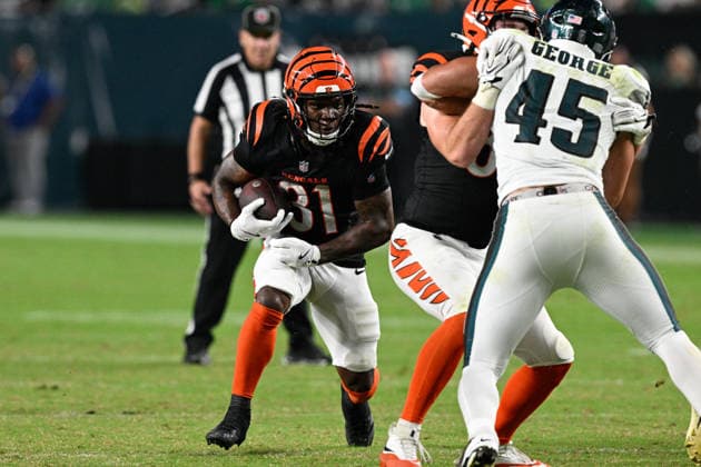 PHILADELPHIA, PA - AUGUST 28: Cincinnati Bengals running back Kentrel Bullock 31 runs the ball during the pre season game between the Philadelphia Eagles and the Cincinnati Bengals on August 28th, 2026 at Lincoln Financial Field in Philadelphia, PA. (Photo by Terence Lewis Icon Sportswire) NFL, American Football Herren, USA AUG 28 Bengals at Eagles EDITORIAL USE ONLY Icon260828036