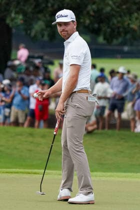 August 28, 2026, Atlanta, Georgia, USA: Ryan Gerard (USA) acknowledges the gallery after putting the 18th green during the second round of the 2026 TOUR Championship at East Lake Golf Club. PGA, Golf Herren 2026: TOUR Championship - Round 2  - ZUMAw109 20260828_fap_w109_050 Copyright: xDebbyxWongx