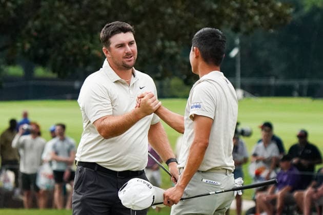 August 28, 2026, Atlanta, Georgia, USA: Collin Morikawa (USA)(R) and Chris Gotterup (USA) shake hands on the 18th green after the second round of the 2026 TOUR Championship at East Lake Golf Club. PGA, Golf Herren 2026: TOUR Championship - Round 2  - ZUMAw109 20260828_fap_w109_065 Copyright: xDebbyxWongx
