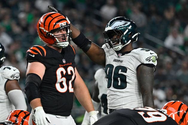 NFL, American Football Herren, USA 2026: Bengals Vs Eagles AUG 28 Aug 28, 2026; Philadelphia, Pennsylvania, USA; Philadelphia Eagles defensive tackle Gabe Hall (96) reacts to a penalty against Cincinnati Bengals guard Brian Parker II (62) during the second half at Lincoln Financial Field. Mandatory Credit: Eric Canha-Cal Media (Credit Image: Â Eric Canha Cal Sport Media) Philadelphia Pennsylvania USA EDITORIAL USE ONLY Copyright: xx ZUMA-20260828_zma_c04_035.jpg EricxCanhax csmphotothree515146