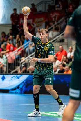 Hamm, Germany, August 28, 2026, 2nd HBL 2026–2027, Match 1: ASV Hamm Westfalen vs. VfL Eintracht Hagen. Pictured: Lars Genz (Hagen) with the ball. WESTPRESS Arena, North Rhine-Westphalia Copyright: xFotostandx xKruczynskix