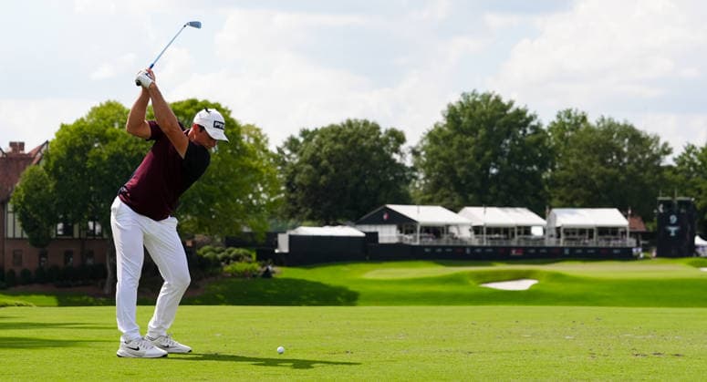 August 28, 2026, Atlanta, Georgia, USA: Viktor Hovland (NOR) tees off the 9th hole during the second round of the 2026 TOUR Championship at East Lake Golf Club. Atlanta USA - ZUMAw109 20260828_fap_w109_062 Copyright: xDebbyxWongx