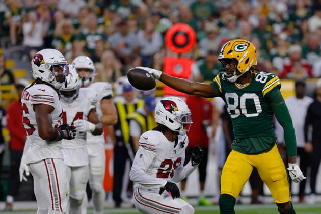 GREEN BAY, WI - AUGUST 28: Green Bay Packers wide receiver Isaiah Neyor (80) gets a first down during a preseason game between the Green Bay Packers and the Arizona Cardinals on August 28, 2026 at Lambeau Field, in Green Bay, WI. (Photo by Larry Radloff Icon Sportswire) NFL, American Football Herren, USA AUG 28 Cardinals at Packers EDITORIAL USE ONLY Icon202608281237