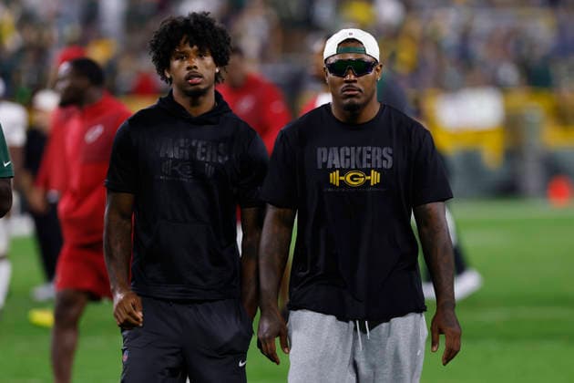 GREEN BAY, WI - AUGUST 28: Green Bay Packers wide receiver Matthew Golden (0) (l) walks off with Green Bay Packers running back Josh Jacobs (8) following a preseason game between the Green Bay Packers and the Arizona Cardinals on August 28, 2026 at Lambeau Field, in Green Bay, WI. (Photo by Larry Radloff Icon Sportswire) NFL, American Football Herren, USA AUG 28 Cardinals at Packers EDITORIAL USE ONLY Icon202608285637