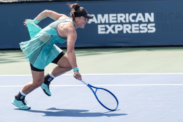 US Open 2026 Qualifying Final Round NEW YORK, UNITED STATES - AUGUST 28: Bianca Andreescu returns a shot during the final round of women s singles qualifying at the 2026 US Open at the USTA Billie Jean King National Tennis Center in Flushing, New York, United States, on August 28, 2026. Lev Radin Anadolu New york United States. Editorial use only. Please get in touch for any other usage.  Copyright: x2026xAnadoluxLevxRadinx