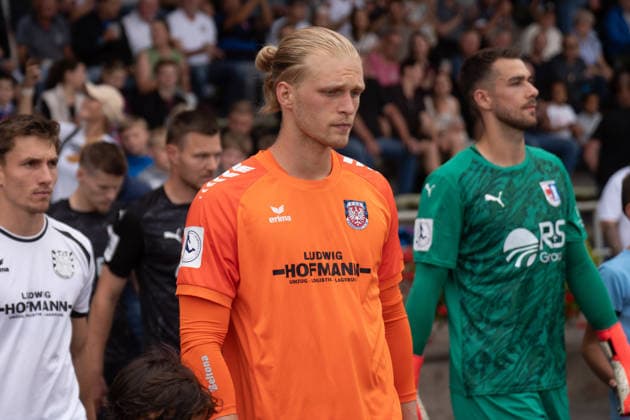 August 28, 2026, xhfmx, Regional League Southwest soccer, SG Barockstadt Fulda Lehnerz vs. FSV Frankfurt; Lucas Becker of FSV Frankfurt takes the field in Fulda
