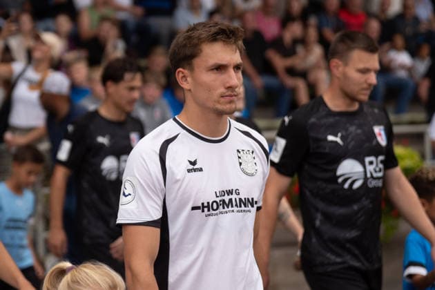 August 28, 2026, xhfmx, Regional League Southwest soccer, SG Barockstadt Fulda Lehnerz vs. FSV Frankfurt, Nick Doktorczyk of FSV Frankfurt during the warm-up in Fulda