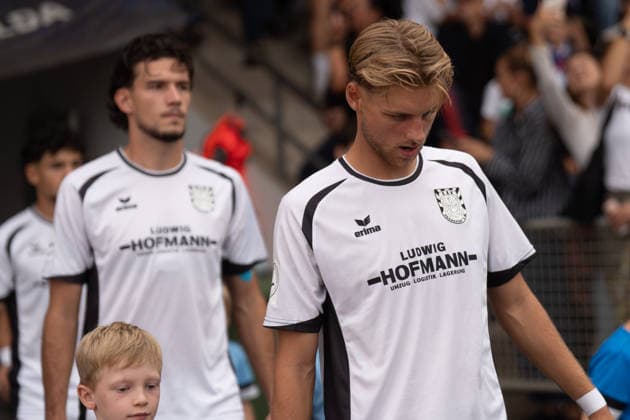 August 28, 2026, xhfmx, Regional League Southwest Soccer, SG Lucas Becker FSV Frankfurt Barockstadt Fulda Lehnerz FSV Frankfurt (from left) Filip Pandza FSV Frankfurt, Phil Kemper FSV Frankfurt Fulda