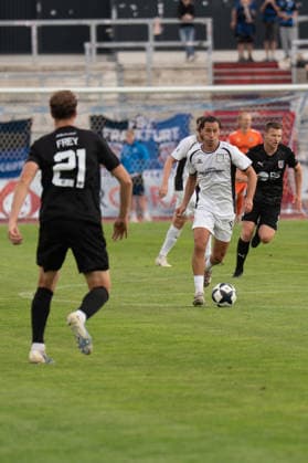 August 28, 2026, xhfmx, Regional League Southwest Soccer, SG Barockstadt Fulda Lehnerz vs. FSV Frankfurt, Giorgio Del Vecchio of FSV Frankfurt in a one-on-one battle with an opponent from Fulda