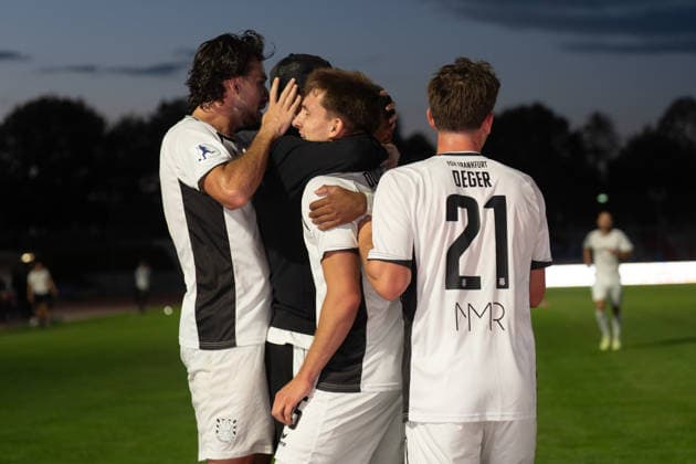 August 28, 2026, xhfmx, Regional League Southwest soccer, SG Barockstadt Fulda Lehnerz vs. FSV Frankfurt: (from left) Filip Pandza (FSV Frankfurt), Cas Peters (FSV Frankfurt), Nick Doktorczyk (FSV Frankfurt), and David Deger (FSV Frankfurt) celebrate the 1–2 goal against Fulda, Goal, Jubilation, Celebration Fulda