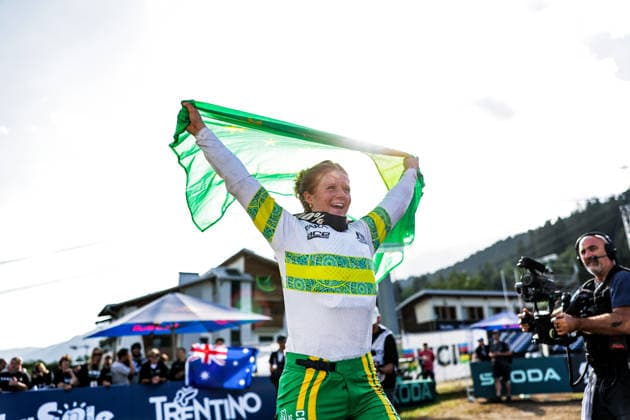 2026 UCI Mountain Bike World Championships Picture by Alex Whitehead SWpix.com - 29 08 2026 - Cycling - 2026 UCI Mountain Bike World Championships - Val di Sole, Trentino, Italy - Downhill (DHI) Final - Women Junior - Tilly Boadle (Australia) celebrates winning to become World Champion Copyright: x xSWpix.comx(t axPhotographyxHubxLtd)xAlexxWhitehead SWpix.comx SWP-3030-20869