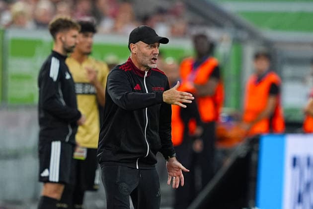 August 28, 2026, xydrx, soccer, 3. Liga, Fortuna Düsseldorf vs. VfB Stuttgart II, 2026–2027 season, Merkur Spiel Arena: Alexander Ende, head coach of Fortuna Düsseldorf, gesturing. DFB regulations prohibit any use of photographs as image sequences and or quasi-video. Copyright: HMBxMedia YannisxDreimann