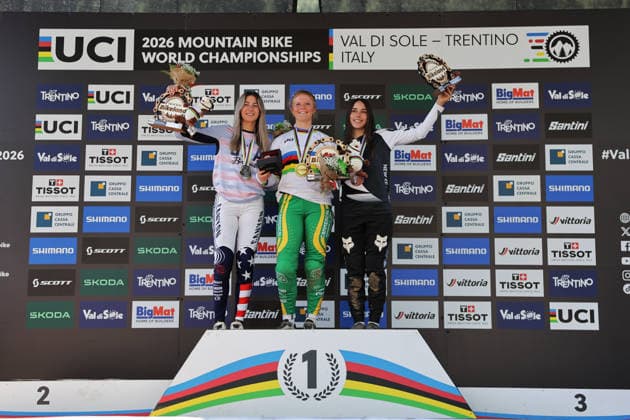 2026 UCI Mountain Bike World Championships Picture by Alex Whitehead SWpix.com - 29 08 2026 - Cycling - 2026 UCI Mountain Bike World Championships - Val di Sole, Trentino, Italy - Downhill (DHI) Final - Women Junior Podium - Tilly Boadle (Australia) wins the Gold Medal to become World Champion with Aletha Ostgaard (USA) receiving the Silver Medal and Indy Deavoll (New Zealand) receiving the Bronze Medal Copyright: x xSWpix.comx(t axPhotographyxHubxLtd)xAlexxWhitehead SWpix.comx SWP-3030-20965
