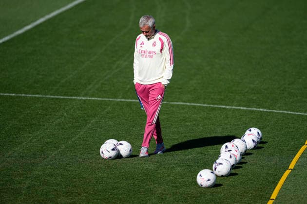 August 29, 2026, Valdebebas, Madrid, Spain: Jose Mourinho during the training day of Real Madrid ahead the Spanish League, LaLiga EA Sports, football match against Malaga CF at Ciudad Deportiva Real Madrid on August 29, 2026, in Valdebebas, Madrid, Spain. Valdebebas Spain - ZUMAa181 20260829_zaa_a181_005 Copyright: xOscarxJ.xBarrosox