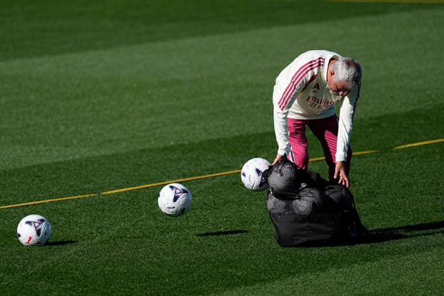 August 29, 2026, Valdebebas, Madrid, Spain: Jose Mourinho during the training day of Real Madrid ahead the Spanish League, LaLiga EA Sports, football match against Malaga CF at Ciudad Deportiva Real Madrid on August 29, 2026, in Valdebebas, Madrid, Spain. Valdebebas Spain - ZUMAa181 20260829_zaa_a181_009 Copyright: xOscarxJ.xBarrosox