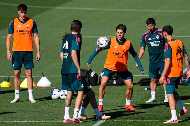 August 29, 2026, Valdebebas, Madrid, Spain: Carlos Espi, Arda Guler and Brahim Diaz during the training day of Real Madrid ahead the Spanish League, LaLiga EA Sports, football match against Malaga CF at Ciudad Deportiva Real Madrid on August 29, 2026, in Valdebebas, Madrid, Spain. Real Madrid Training And press conference, PK, Pressekonferenz - LaLiga EA Sports  - ZUMAa181 20260829_zaa_a181_015 Copyright: xOscarxJ.xBarrosox