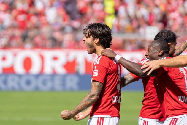 29.08.2026: Fußball: Energie Cottbus - SpVgg Greuther Fürth, 3. Spieltag der 2. Bundesliga im LEAG Energie Stadion. Torjubel Lucas Copado (Energie Cottbus, 9) nach dem 1:0 Führungstreffer für Energie Cottbus WICHTIGER HINWEIS: Gemäß den Vorgaben der DFL und des DFB ist es untersagt, in dem Stadion und oder vom Spiel angefertigte Fotoaufnahmen in Form von Sequenzbildern und oder videoähnlichen Fotostrecken zu verwerten bzw. verwerten zu lassen. *** August 29, 2026: Energie Cottbus vs. SpVgg Greuther Fürth, Matchday 3 of the 2. Bundesliga at the LEAG Energie Stadium—Lucas Copado of Energie Cottbus celebrates a goal, 9 minutes after Energie Cottbus took a 1–0 lead IMPORTANT NOTICE: In accordance with the regulations of the DFL and the DFB, it is prohibited to use or allow the use of photographs taken in the stadium and or during the game in the form of sequential images and or video-like photo series. Copyright: xJamesxZabelx