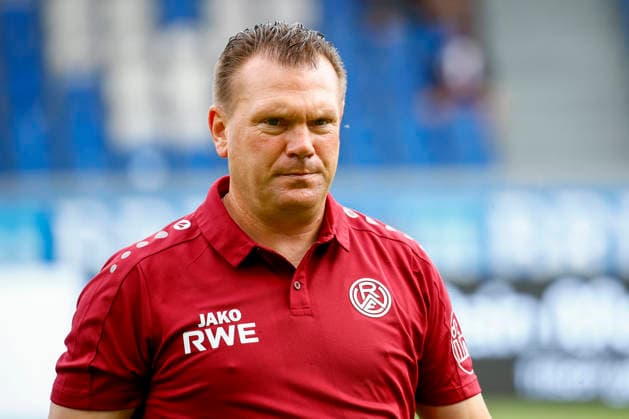 August 29, 2026, xavx, Soccer 3rd Division, SV Wehen Wiesbaden vs. Rot Weiss Essen; Coach Uwe Koschinat of Rot Weiss Essen; Single shot, portrait, Wiesbaden
