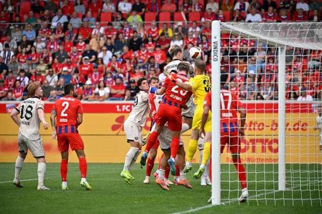 TOR zum 0:1 Vincent Vermeij SG Dynamo Dresden SGD (09) Kopfball Torschuss Aktion Torchance gegen Torwart Thomas Daehne 1. FC Heidenheim 1846 FCH (33) Strafraumszene, Torraumszene 1. FC Heidenheim 1846 FCH vs SG Dynamo Dresden SGD 29.08.2026 DFL REGULATIONS PROHIBIT ANY USE OF PHOTOGRAPHS AS IMAGE SEQUENCES AND OR QUASI-VIDEO 1. FC Heidenheim 1846 FCH vs SG Dynamo Dresden SGD *** GOAL: 0-1 Vincent Vermeij (SG Dynamo Dresden, SGD 09) – header, shot on goal, play, scoring chance against goalkeeper Thomas Daehne (1 FC Heidenheim 1846, FCH 33) – penalty area play, scene in the goal area 1 FC Heidenheim 1846 FCH vs. SG Dynamo Dresden SGD August 29, 2026 DFL regulations prohibit any use of photographs as image sequences and or quasi-video 1 FC Heidenheim 1846 FCH vs. SG Dynamo Dresden SGD