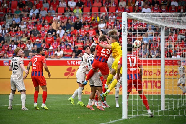 TOR zum 0:1 Vincent Vermeij SG Dynamo Dresden SGD (09) Kopfball Torschuss Aktion Torchance gegen Torwart Thomas Daehne 1. FC Heidenheim 1846 FCH (33) Strafraumszene, Torraumszene 1. FC Heidenheim 1846 FCH vs SG Dynamo Dresden SGD 29.08.2026 DFL REGULATIONS PROHIBIT ANY USE OF PHOTOGRAPHS AS IMAGE SEQUENCES AND OR QUASI-VIDEO 1. FC Heidenheim 1846 FCH vs SG Dynamo Dresden SGD *** GOAL: 0-1 Vincent Vermeij (SG Dynamo Dresden, SGD 09) – header, shot on goal, play, scoring chance against goalkeeper Thomas Daehne (1 FC Heidenheim 1846, FCH 33) – penalty area play, scene in the goal area 1 FC Heidenheim 1846 FCH vs. SG Dynamo Dresden SGD August 29, 2026 DFL regulations prohibit any use of photographs as image sequences and or quasi-video 1 FC Heidenheim 1846 FCH vs. SG Dynamo Dresden SGD