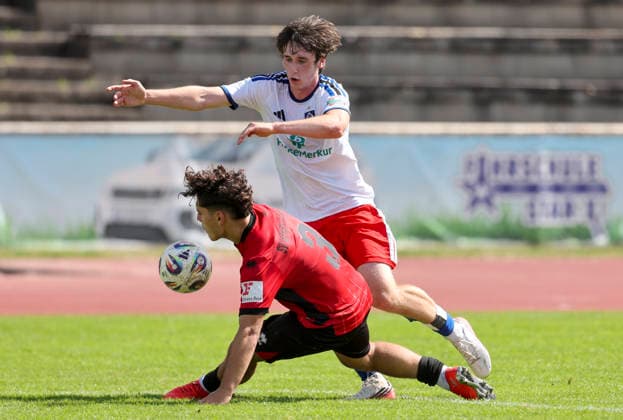 Soccer DFB Junior Cup SV Wehen Wiesbaden Hamburger SV August 29, 2008, MOHAMED FELDER (SVWW), HENRIK BOMERS (HSV),
