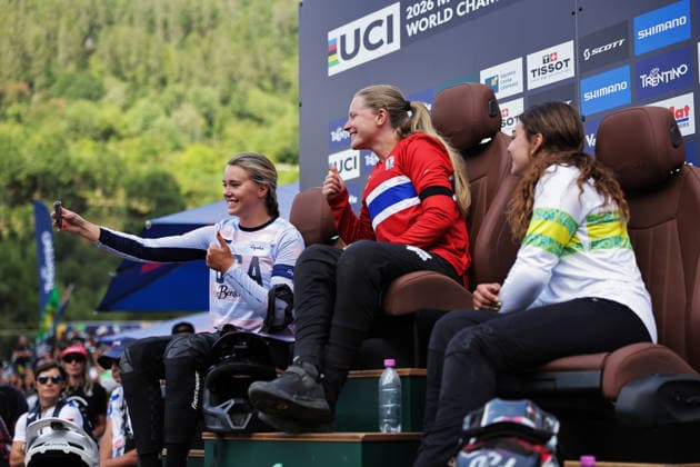 2026 UCI Mountain Bike World Championships Picture by Alex Whitehead SWpix.com - 29 08 2026 - Cycling - 2026 UCI Mountain Bike World Championships - Val di Sole, Trentino, Italy - Downhill (DHI) Final - Women Elite - Frida Helena Ronning (Norway), Maylei Leaneagh (USA), Elleni Turkovic (Australia), Skoda Hot Seat Copyright: x xSWpix.comx(t axPhotographyxHubxLtd)xAlexxWhitehead SWpix.comx SWP-3030-21005