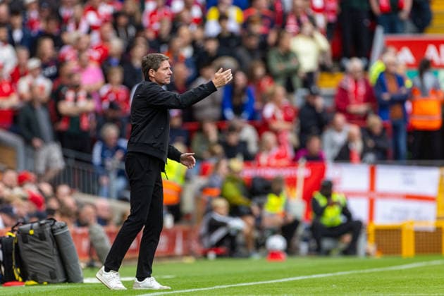Football - FA Premier League - Liverpool FC v Nottingham Forest FC LIVERPOOL, ENGLAND - Saturday, August 29, 2026: Nottingham Forest s head coach Oliver Glasner during the FA Premier League match between Liverpool FC and Nottingham Forest FC at Anfield. (Photo by David Rawcliffe Propaganda) LIVERPOOL Anfield MERSEYSIDE ENGLAND  Copyright: xDavidxRawcliffex P2026-08-29-Liverpool_Nottingham_Forest-23