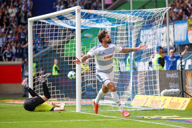 August 29, 2026, GER, Soccer, Men s, 3rd Division, 2026–2027 Season, MSV Duisburg vs. FC Würzburger Kickers, Lex Tyger Lobinger, Duisburg, goal celebration, celebrating after scoring the 2–0 goal, Duisburg, Schauinsland, Reisen Arena, North Rhine-Westphalia, Germany Copyright: xAdrianxSchlüterx