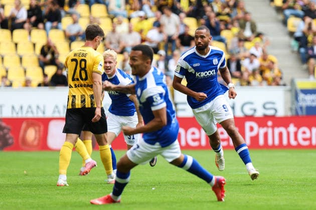 3 Bundesliga: Alemannia Aachen vs. SV Meppen, August 29, 2026. Cyrill Akono of SV Meppen celebrates the 0–2 goal. Third League: Alemannia Aachen vs. SV Meppen, Matchday 3, August 29, 2026, Tivoli, Aachen DFB regulations prohibit any use of photographs as image sequences and or quasi-video Copyright: xBEAUTIFULxSPORTS Freisenx