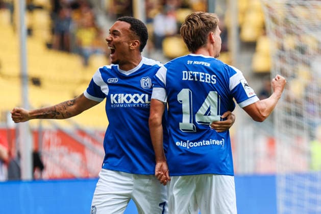3 Soccer Bundesliga Alemannia Aachen vs. SV Meppen August 29, 2026 Oliver Issa Schmitt (SV Meppen), 7, and Thorben Deters (SV Meppen), 14 celebrate the 0–1 goal. Third Division: Alemannia Aachen vs. SV Meppen, Matchday 3, on August 29, 2026, Tivoli, Aachen DFB regulations prohibit any use of photographs as image sequences and or quasi-video Copyright: xBEAUTIFULxSPORTS Freisenx