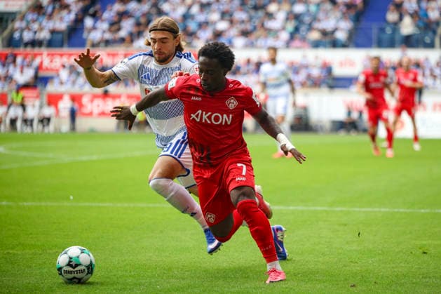 August 29, 2026, GER, Soccer, Men s, 3rd Division, 2026–2027 Season, MSV Duisburg vs. FC Würzburger Kickers; Can Coskun (Duisburg) and Pedro Muteba (Würzburg) battle for the ball; Duisburg s Schauinsland Arena, North Rhine-Westphalia, Germany Copyright: xAdrianxSchlüterx