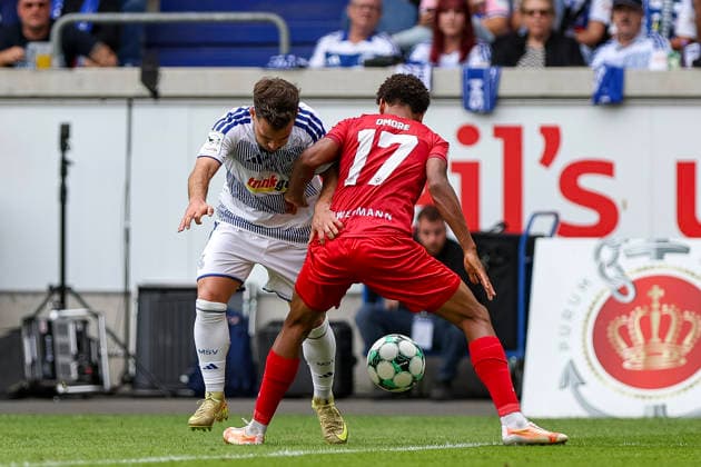 August 29, 2026, GER, Soccer, Men s, 3rd Division, 2026–2027 Season, MSV Duisburg vs. FC Würzburger Kickers; Can Coskun (Duisburg) and Liam Omore (Würzburg) battle for the ball; Duisburg Schauinsland Arena, North Rhine-Westphalia, Germany Copyright: xAdrianxSchlüterx