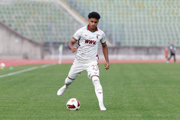Faik Sakar, 23, FC Augsburg II, during the match between FC Augsburg II and SC Eltersdorf, soccer, men’s, Bavarian Regional League, 2026–2027, Matchday 6 on August 29, 2026, in Augsburg, Rosenaustadion, Bavaria, Germany