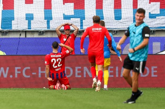Oualid Mhamdi 22 (1FC Heidenheim 1846) mit dem Jubel ueber das 3:2, Emotion, Freude, 1. FC Heidenheim 1846 vs. SG Dynamo Dresden, Fussball, Maenner, 2. Bundesliga, Saison 2026 2027, Hinrunde, 3. Spieltag, 29.08.2026 DFB regulations prohibit any use of photographs as image sequences and or quasi-video Heidenheim Baden-Wuerttemberg Deutschland *** Oualid Mhamdi, 22, of 1. FC Heidenheim 1846, celebrating the 3–2 victory—emotion, joy— 1 FC Heidenheim 1846 vs. SG Dynamo Dresden, soccer, men’s, 2. Bundesliga, 2026–2027 season, First Half of the Season, Matchday 3, August 29, 2026. DFB regulations prohibit any use of photographs as image sequences and or quasi-video. Heidenheim, Baden-Württemberg, Germany Copyright: xkolbert-press MartinxAgüerax