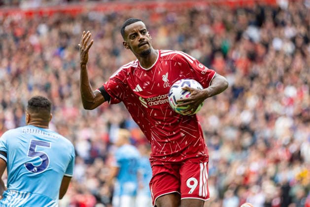 Football - FA Premier League - Liverpool FC v Nottingham Forest FC LIVERPOOL, ENGLAND - Saturday, August 29, 2026: Liverpool s Alexander Isak celebrates after scoring his side s first and equalising goal during the FA Premier League match between Liverpool FC and Nottingham Forest FC at Anfield. (Photo by David Rawcliffe Propaganda) LIVERPOOL Anfield MERSEYSIDE ENGLAND  Copyright: xDavidxRawcliffex P2026-08-29-Liverpool_Nottingham_Forest-84