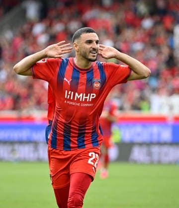 TOR zum 3:2 Oualid Mhamdi 1. FC Heidenheim 1846 FCH (22) Torjubel 1. FC Heidenheim 1846 FCH vs SG Dynamo Dresden SGD 29.08.2026 DFL REGULATIONS PROHIBIT ANY USE OF PHOTOGRAPHS AS IMAGE SEQUENCES AND OR QUASI-VIDEO 1. FC Heidenheim 1846 FCH vs SG Dynamo Dresden SGD *** GOAL: 3–2 Oualid Mhamdi 1 FC Heidenheim 1846 (FCH) 22 Goal celebration 1 FC Heidenheim 1846 (FCH) vs. SG Dynamo Dresden (SGD) August 29, 2026 DFL regulations prohibit any use of PHOTOGRAPHS AS IMAGE SEQUENCES AND OR QUASI-VIDEO 1 FC Heidenheim 1846 FCH vs. SG Dynamo Dresden SGD