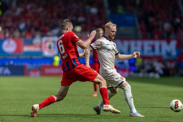 Zweikampf Patrick Mainka (1.FC Heidenheim, 06) Nils Froeling (SG Dynamo Dresden, 16), GER, 1.FC Heidenheim vs. SG Dynamo Dresden, Fussball, 2. Bundesliga, 03. Spieltag, Spielzeit 2026 2027, 29.08.2026, DFL DFB REGULATIONS PROHIBIT ANY USE OF PHOTOGRAPHS AS IMAGE SEQUENCES AND OR QUASI-VIDEO, GER, 1.FC Heidenheim vs. SG Dynamo Dresden, Fussball, 2. Bundesliga, 03. Spieltag, Spielzeit 2026 2027, 29.08.2026 Heidenheim *** Tackle: Patrick Mainka (1 FC Heidenheim), Nils Froeling (SG Dynamo Dresden), 16, GER, 1 FC Heidenheim vs. SG Dynamo Dresden, Soccer, 2. Bundesliga, Matchday 3, 2026–2027 Season, August 29, 2026, DFL and DFB regulations prohibit any use of photographs as image sequences and or quasi-video, GER, 1 FC Heidenheim vs. SG Dynamo Dresden, Soccer, 2. Bundesliga, Matchday 3, 2026–2027 Season, August 29, 2026, Heidenheim Copyright: xEibner-Pressefoto JanixPlessx EP_JPL
