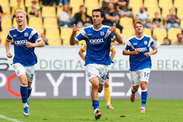 3 Bundesliga: Alemannia Aachen vs. SV Meppen, August 29, 2026. Niclas Nadj of SV Meppen, 40, celebrates the 0–3 victory. Third Division: Alemannia Aachen vs. SV Meppen, Matchday 3, on August 29, 2026, Tivoli, Aachen DFB regulations prohibit any use of photographs as image sequences and or quasi-video Copyright: xBEAUTIFULxSPORTS Freisenx
