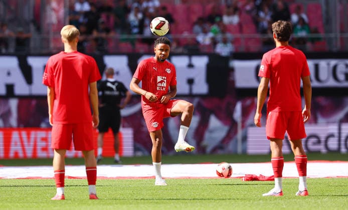 RB Leipzig - Moenchengladbach Bundesliga Leipzig, 29.08.2026, Red Bull Arena, Fussball, Bundesliga, Spieltag 1 , RB Leipzig vs. VFL Borussia Moenchengladbach , Erwärmung warm up. Im Bild: Christopher Nkunku (mi., RB Leipzig) , *** RB Leipzig vs. Mönchengladbach, Bundesliga, Leipzig, August 29, 2026, Red Bull Arena, Soccer, Bundesliga, Matchday 1, RB Leipzig vs. VFL Borussia Mönchengladbach, Warm-up. Pictured: Christopher Nkunku with RB Leipzig,