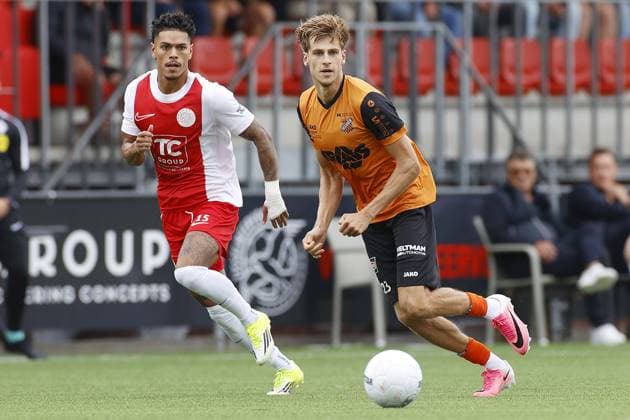SPAKENBURG , 29-08-2026 , Sportpark de Westmaat , season 2026 2027 , Dutch Tweede Divisie Football , match between IJsselmeervogels and RKAV Volendam. Picture shows Quiermo Dumay IJsselmeervogels - RKAV Volendam  x206178449x Copyright: