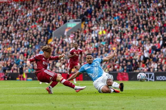Football - FA Premier League - Liverpool FC v Nottingham Forest FC LIVERPOOL, ENGLAND - Saturday, August 29, 2026: Liverpool s Victor Munoz scores his side s second and equalising goal during the FA Premier League match between Liverpool FC and Nottingham Forest FC at Anfield. (Photo by David Rawcliffe Propaganda) LIVERPOOL Anfield MERSEYSIDE ENGLAND  Copyright: xDavidxRawcliffex P2026-08-29-Liverpool_Nottingham_Forest-103