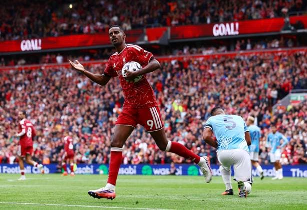 Alexander Isak of Liverpool celebrates scoring a goal to make it 1-1 Liverpool v Nottingham Forest, Premier League Football, Football, Anfield, Liverpool, UK - 29 Aug 2026Liverpool Anfield United Kingdom EDITORIAL USE ONLY No use with unauthorised audio, video, data, fixture lists, club league logos or live services. Online in-match use limited to 120 images, no video emulation. No use in betting, games or single club league player publications.  Copyright: xMattxWest Shutterstockx 17118964ar