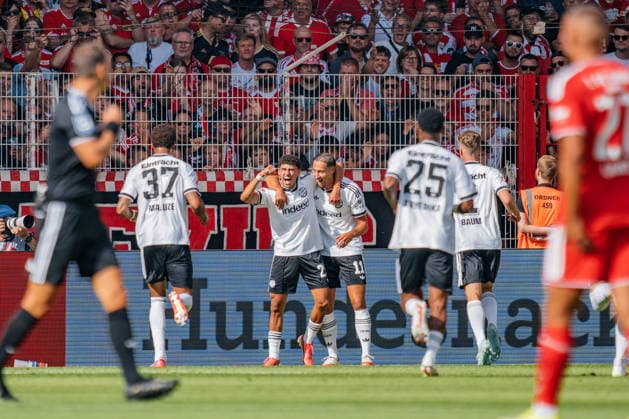 Deutschland: Bundesliga 2026 - 2027, 1. Spieltag - 1. FC Union Berlin vs Eintracht Frankfurt - Stadion An der Alten Försterei (Berlin): Younes Ebnoutalib (Eintracht Frankfurt, 11) Tor, Torjubel, Emotionen, Jubel, Freude *** Germany Bundesliga 2026–2027, Matchday 1: 1. FC Union Berlin vs. Eintracht Frankfurt, An der Alten Försterei Stadium, Berlin; Younes Ebnoutalib (Eintracht Frankfurt), 11th goal, goal celebration, emotions, cheering, joy Copyright: xTomxLauruschkatx