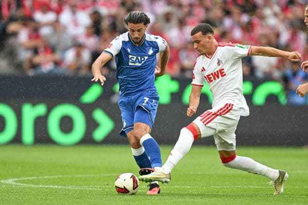v. li. im Zweikampf Leon Avdullahu (Hoffenheim 7) Said El Mala (Koeln 10) 29.08.2026 ¢ Fussball ¢ 1. FC Koeln vs TSG Hoffenheim, Rheinenergiestadion, Koeln, DFB DFL REGULATIONS PROHIBIT ANY USE OF PHOTOGRAPHS AS IMAGE SEQUENCES AND OR QUASI-VIDEO NRW Germany *** From left: Leon Avdullahu (Hoffenheim 7) vs. Said El Mala (Cologne 10) in a one-on-one battle, August 29, 2026 ¢ Soccer ¢ 1. FC Cologne vs. TSG Hoffenheim, Rheinenergiestadion, Cologne, DFB and DFL regulations prohibit any use of photographs as image sequences and or quasi-video. NRW, Germany Copyright: xpepphotox xHorstxMauelshagenx pep00321, pep_20260829_hm